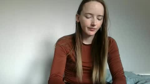 Snapshot of lunapixie2020 chatting on September 2025 07:16:01 PM lunapixie2020 online show from September 2025 07:16:01 PM