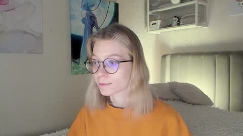 Sofia online show from November 2025 03:47:01 PM