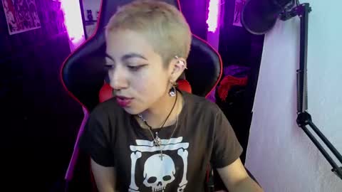 Snapshot of lunarichy chatting on November 2025 08:07:01 PM lunarichy online show from November 2025 08:07:01 PM