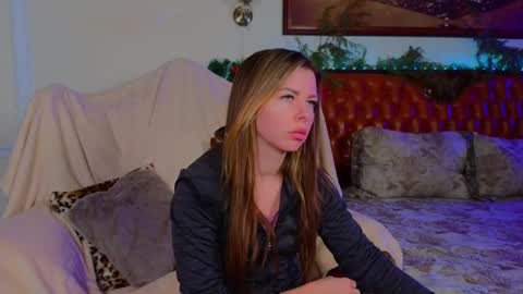 Luna Rishi online show from January 2025 12:46:02 PM