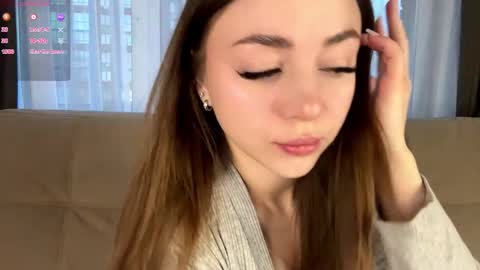 Snapshot of lunarspark chatting on December 2025 04:07:01 AM Michelle online show from December 2025 04:07:01 AM