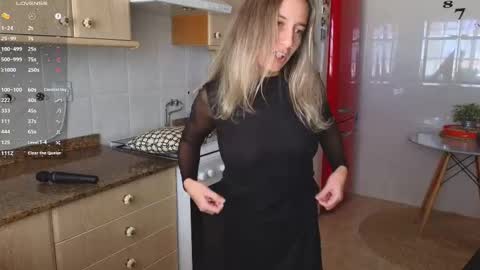 Snapshot of lunary_mix chatting on March 2025 12:30:02 PM Luna online show from March 2025 12:30:02 PM