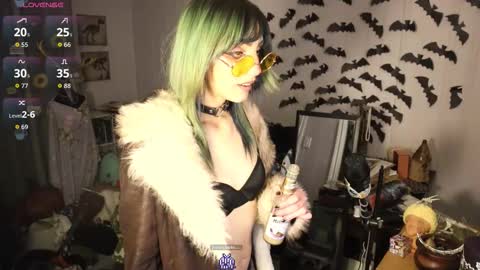 ..LunaSparkles. online show from March 2026 07:26:02 AM