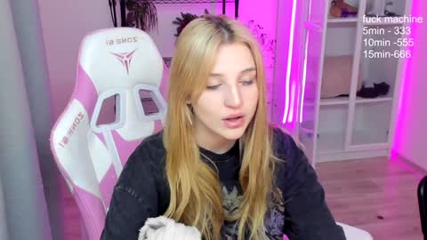 Kate online show from December 2024 11:45:01 PM