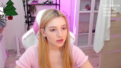 Kate online show from December 2024 04:11:01 AM