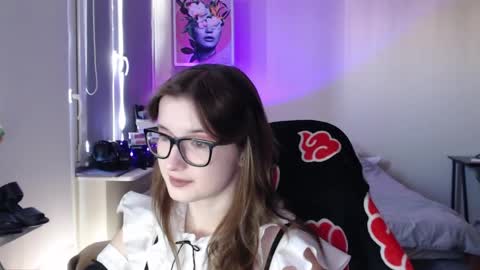 Snapshot of lunaxcherry chatting on May 2026 04:48:01 PM LunaXcherry online show from May 2026 04:48:01 PM