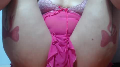 Snapshot of lunitaqueen_ chatting on January 2025 03:55:01 AM Luna Tamara online show from January 2025 03:55:01 AM