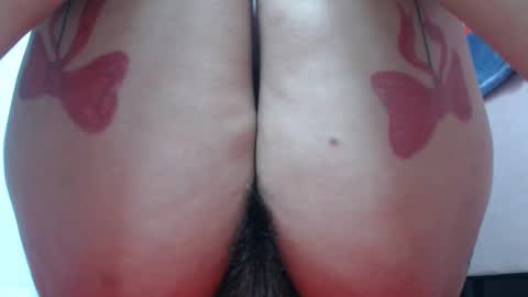 Snapshot of lunitaqueen_ chatting on January 2025 07:43:02 AM Luna Tamara online show from January 2025 07:43:02 AM