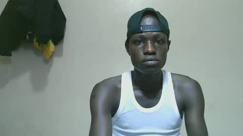 luoislove online show from October 2025 05:59:02 PM