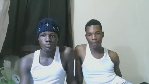 luoislove online show from November 2025 07:05:02 PM