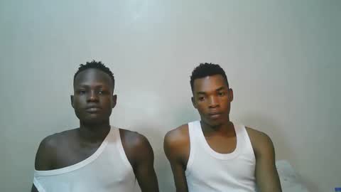 luoislove online show from February 2026 07:45:01 PM