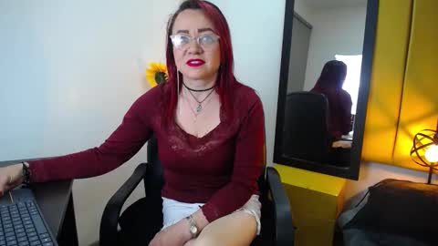 Snapshot of lupita223 chatting on November 2025 01:25:02 PM Lupita223 online show from November 2025 01:25:02 PM