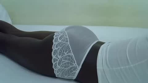 sweet girl online show from January 2025 01:06:01 AM