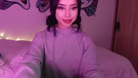 Valerie  April   online show from December 2024 04:36:02 AM