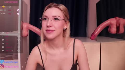 Freya    online show from February 2025 08:27:02 AM