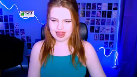 lusy_puff online show from March 2025 10:35:01 AM