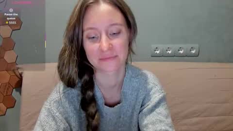 Snapshot of lusyagreenberg chatting on October 2025 07:54:01 PM LusyaGreenberg online show from October 2025 07:54:01 PM