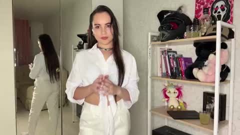 Luci or Lusy online show from August 2026 08:34:01 PM