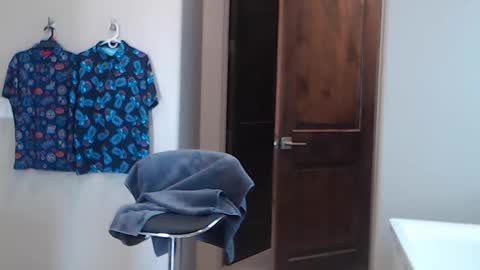 luv_missle online show from March 2025 06:55:01 PM