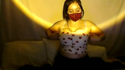 luvluci420 online show from June 2026 08:11:02 PM