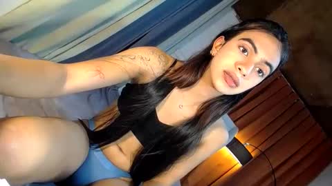 luvrr_trixie online show from March 2026 12:20:01 PM