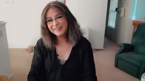 Britney online show from December 2025 05:50:01 PM