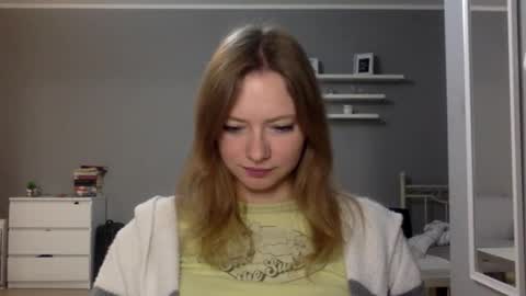 Millie online show from October 2025 08:53:02 PM