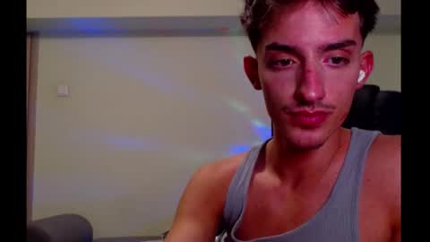 Snapshot of luxangel_xxx chatting on November 2025 10:19:02 PM luxangel_xxx online show from November 2025 10:19:02 PM