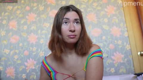 Snapshot of luxegirl67 chatting on September 2025 12:27:02 PM Sophie online show from September 2025 12:27:02 PM