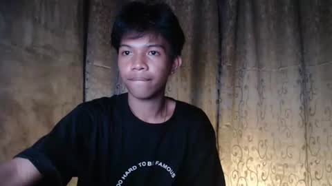 Snapshot of luxirfy_xx chatting on October 2025 09:38:01 PM luxirfy online show from October 2025 09:38:01 PM