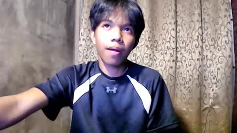 Snapshot of luxirfy_xx chatting on November 2025 02:16:02 PM luxirfy online show from November 2025 02:16:02 PM