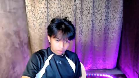 Snapshot of luxirfy_xx chatting on November 2025 04:23:01 PM luxirfy online show from November 2025 04:23:01 PM