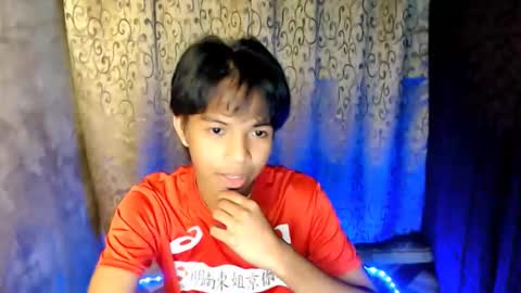 Snapshot of luxirfy_xx chatting on November 2025 04:27:01 PM luxirfy online show from November 2025 04:27:01 PM