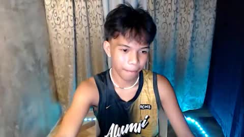 Snapshot of luxirfy_xx chatting on November 2025 03:14:02 PM luxirfy online show from November 2025 03:14:02 PM