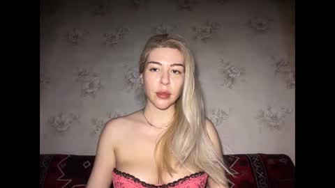 Snapshot of luxsonyastar chatting on May 2026 08:18:02 PM LuxSonyaStar online show from May 2026 08:18:02 PM
