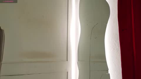 Tommy and Polly online show from December 2025 08:59:01 PM