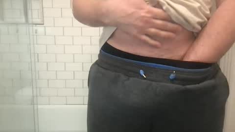 lvguynextdoor440656 online show from November 2025 04:57:02 PM