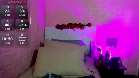 Lya   online show from February 2026 10:52:01 AM