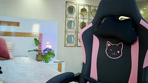 Lya Haven online show from February 2025 05:39:01 PM