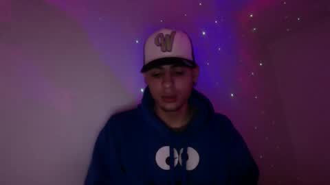 Snapshot of lyan_master_ chatting on November 2025 02:01:01 PM Lyan online show from November 2025 02:01:01 PM