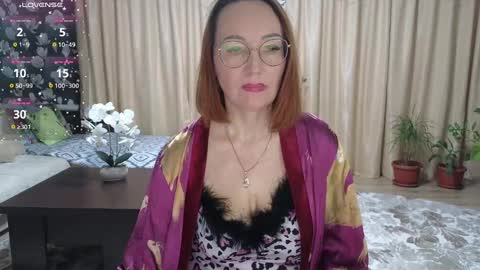 Snapshot of lyboff72 chatting on February 2025 02:12:01 AM lybava online show from February 2025 02:12:01 AM