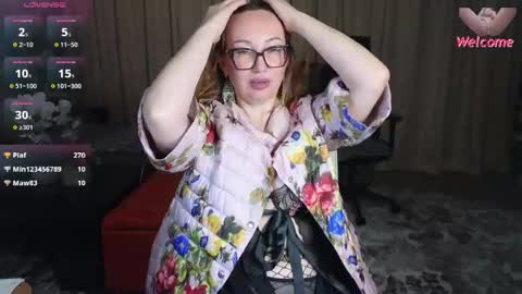 Snapshot of lyboff72 chatting on May 2026 09:01:01 PM lybava online show from May 2026 09:01:01 PM
