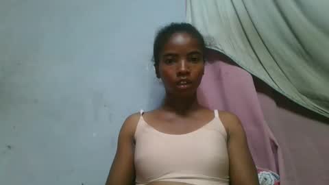 lydie856696 online show from April 2026 07:50:01 AM