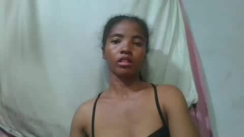 lydie856696 online show from May 2026 06:09:01 PM