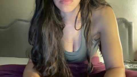 Snapshot of lylajades chatting on December 2024 10:57:02 PM Olivia online show from December 2024 10:57:02 PM