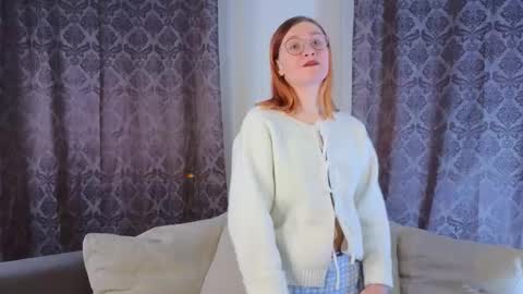 hi im Lyle online show from December 2025 04:12:02 PM