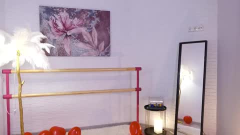 Lyly   online show from February 2025 05:25:01 AM