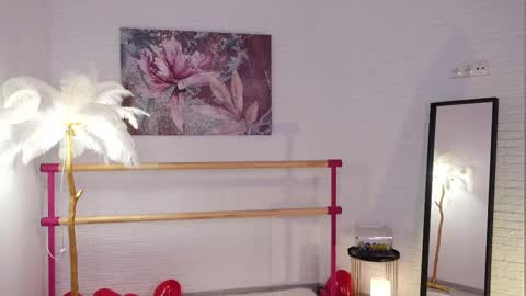 Lyly   online show from February 2025 08:48:01 AM