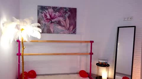 Lyly   online show from February 2025 05:41:01 AM