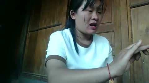Snapshot of lylymai chatting on October 2025 07:53:02 AM lylymai online show from October 2025 07:53:02 AM